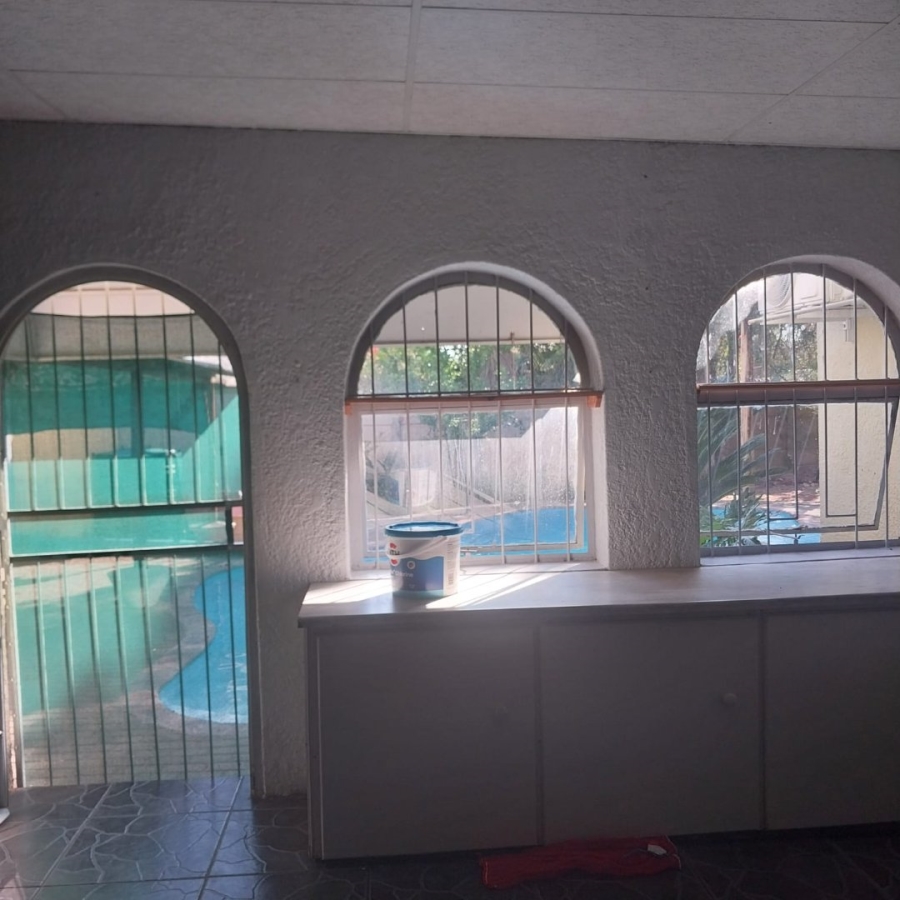 7 Bedroom Property for Sale in Carters Glen Northern Cape